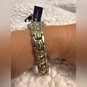 Anne Klein | Accessories | Vintage Anne Klein Ii Diamonds  display picture 1